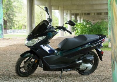 Honda Pcx 150cc Full automatic . Free delivery & pickup within city distance